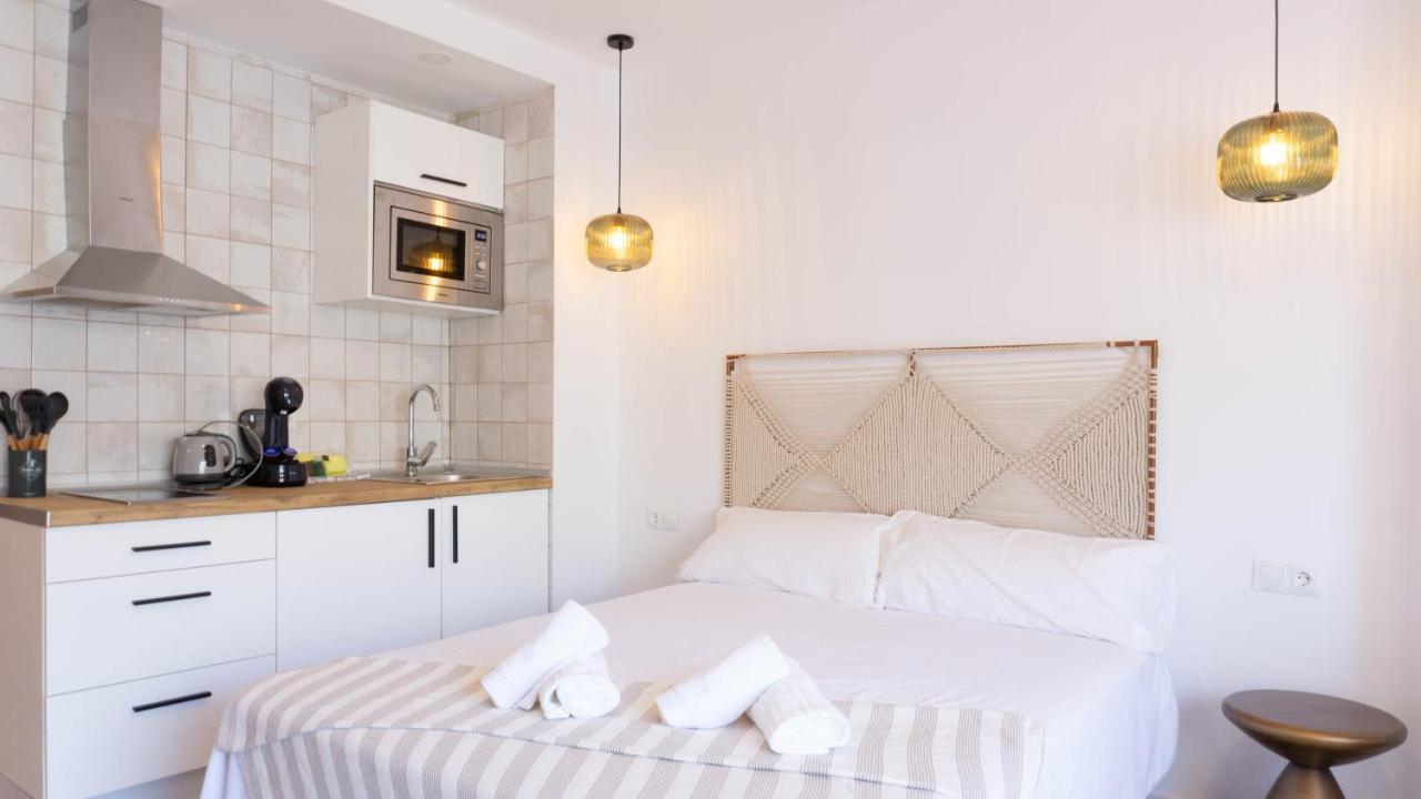 Apartment Carihuela Beach Malaga Torremolinos Kültér fotó