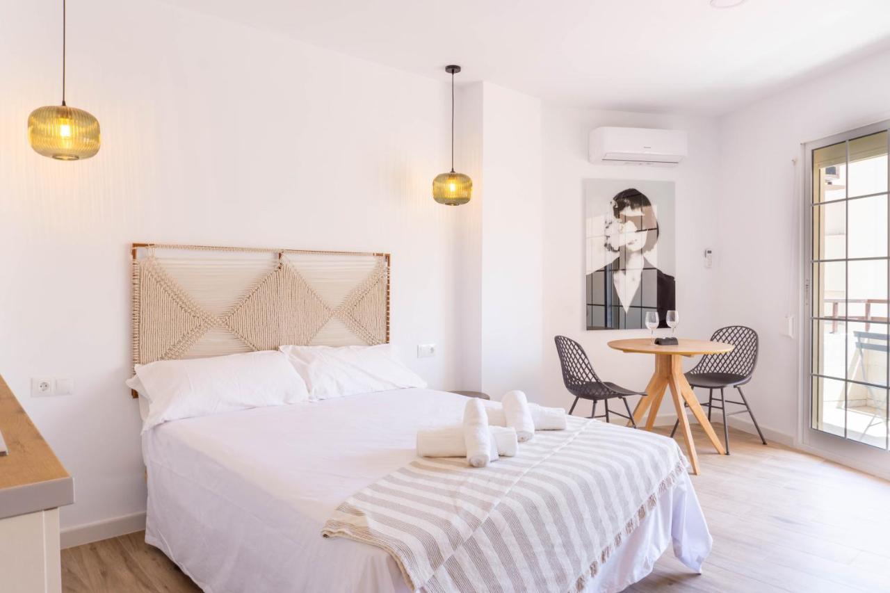 Apartment Carihuela Beach Malaga Torremolinos Kültér fotó